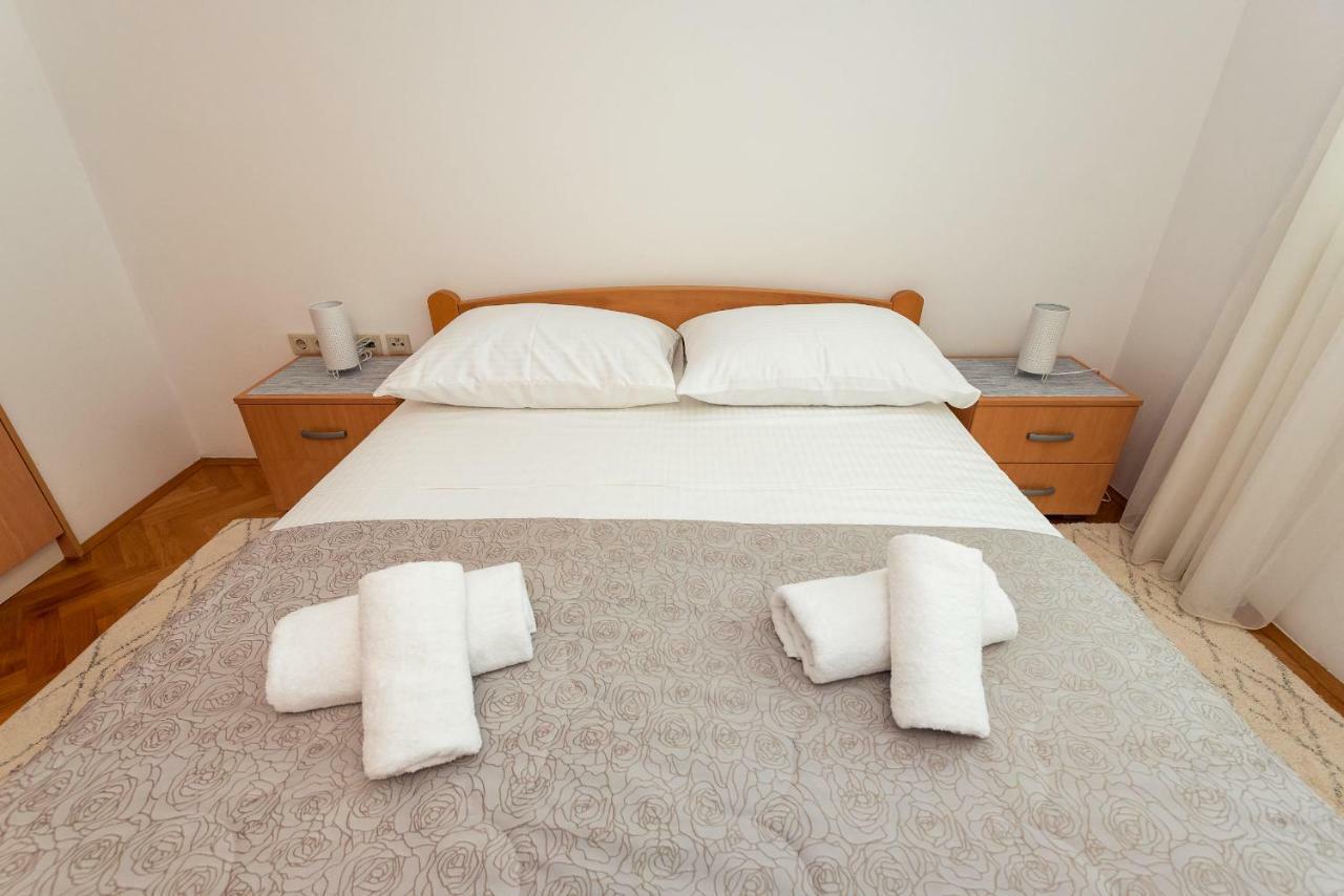 Apartmani Marina 클레크 외부 사진